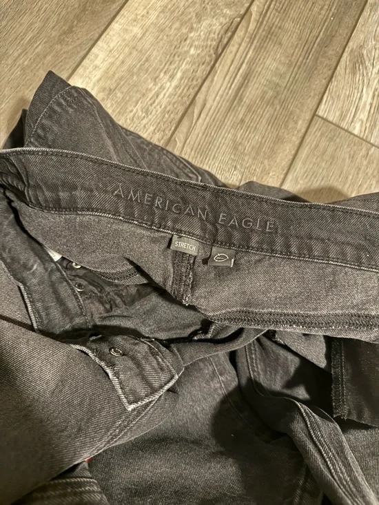 Women's American Eagle Super High Rise Ankle Straight Jeans Washed Black - Picture 4 of 9